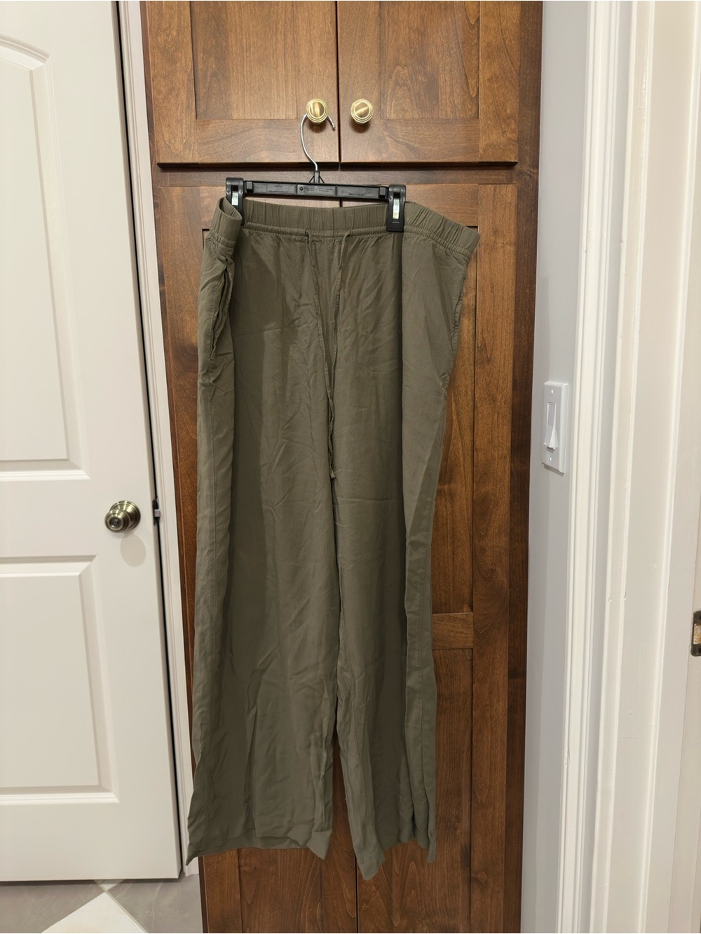 H&M Olive Pull-On Casual Chinos